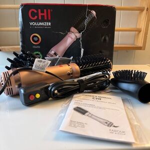 NEW CHI Volumizer 4-in-1 Blowout Brush Set